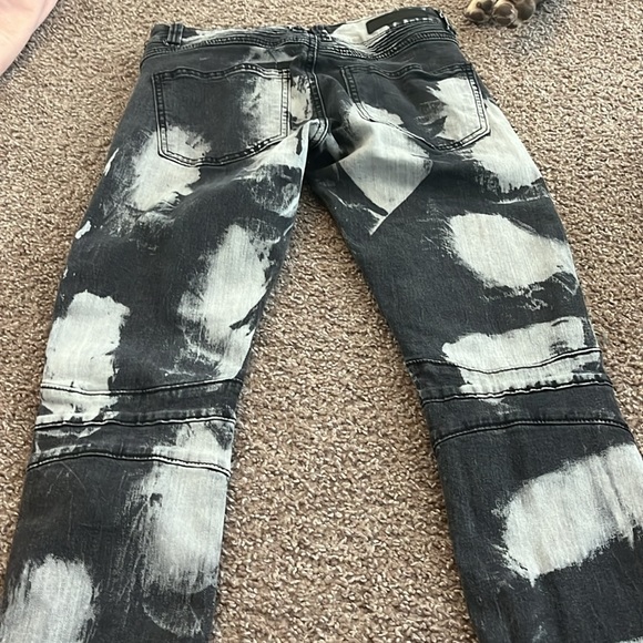 2 pairs of jeans for the price of one! - Picture 6 of 7